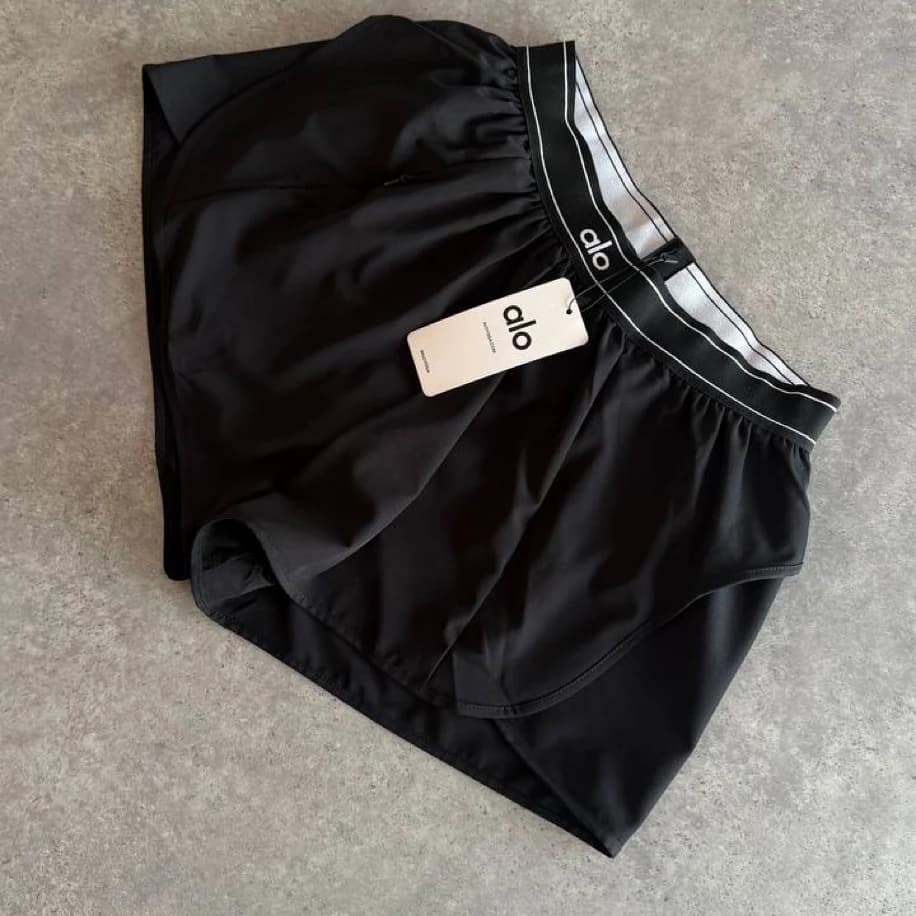 Alo Yoga Şort Etek Black görsel 2