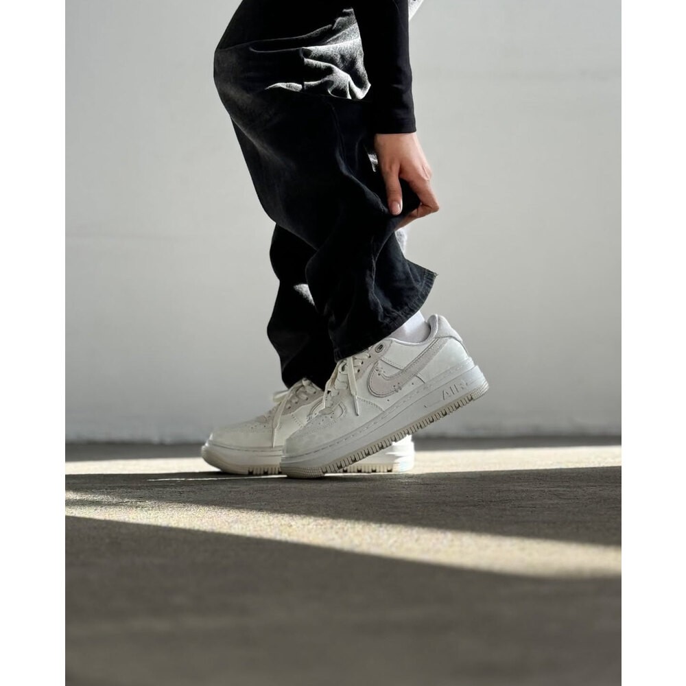 Nike Air Force 1 “ Luxe Co Unisex Sneaker “