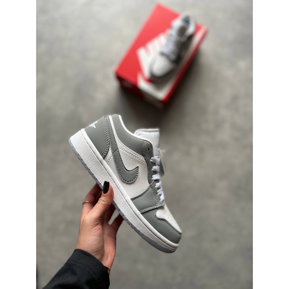 Air Jordan 1 Low Wolf Grey Sail