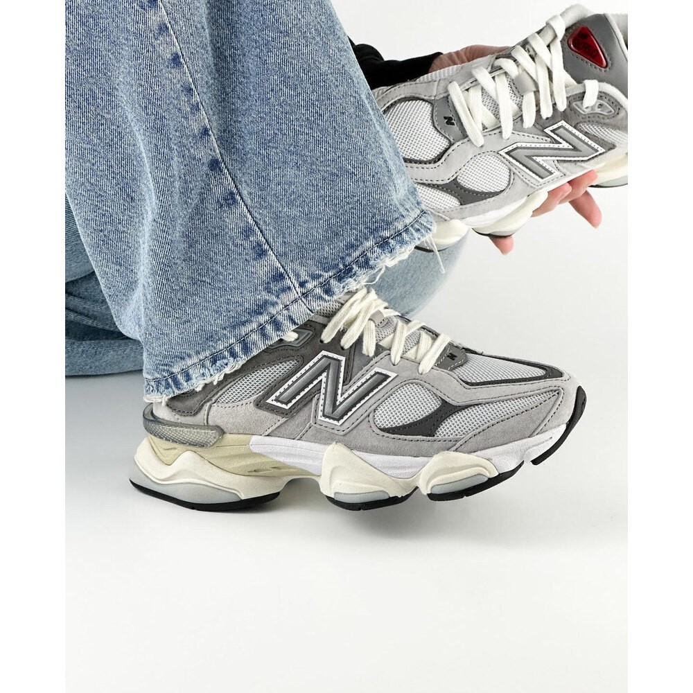 New balance U 9060 Grey Rain