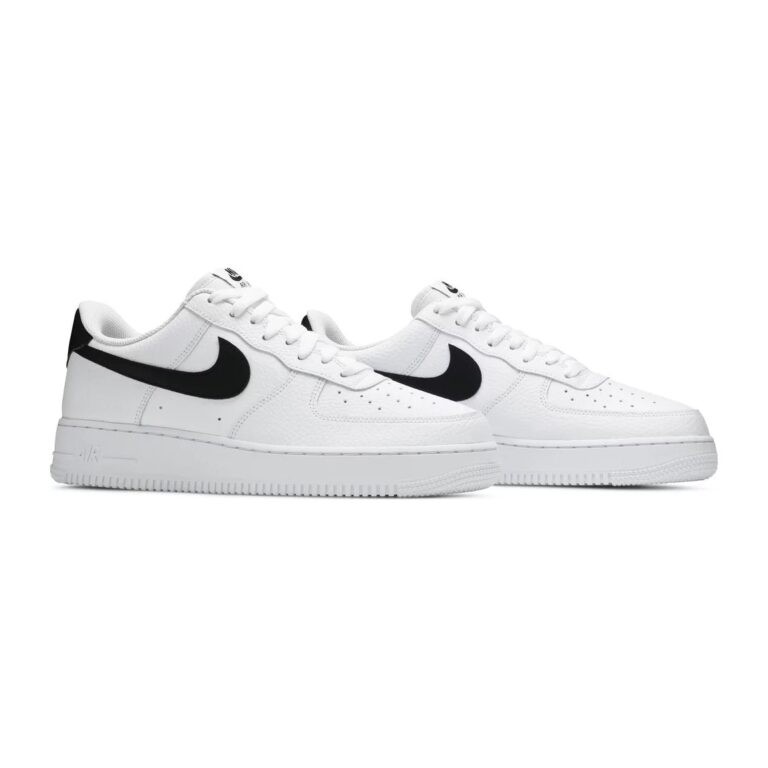 Nike Air Force 1 07 White Black