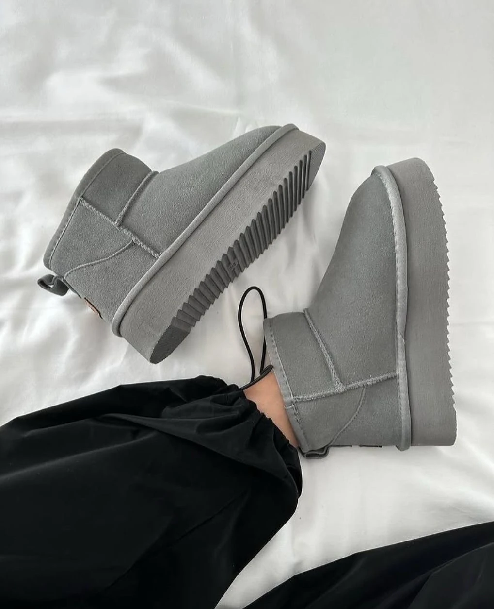 U.G.G Gri Kalın Taban