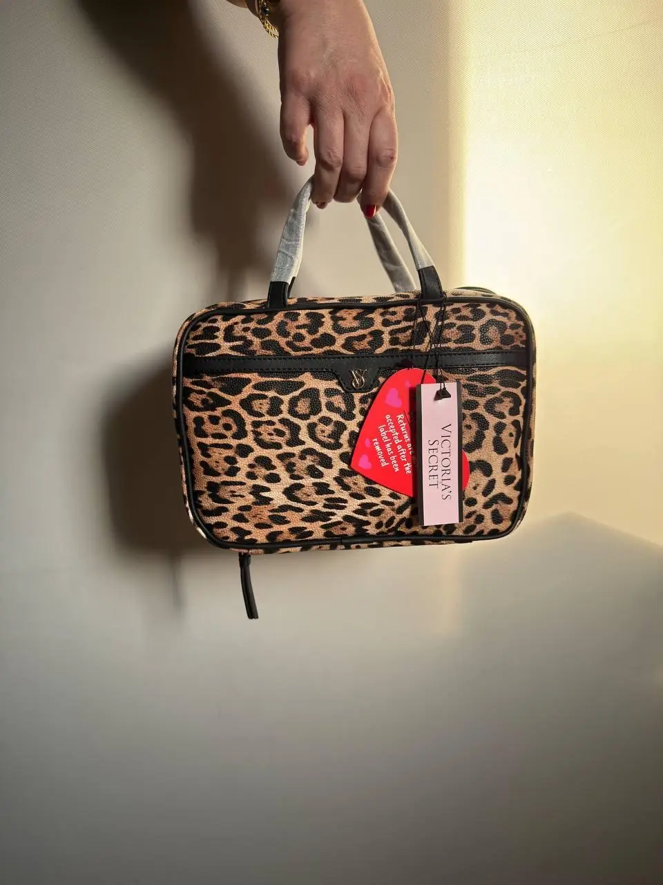 Victoria’s Secret Güzellik çantası LEOPAR