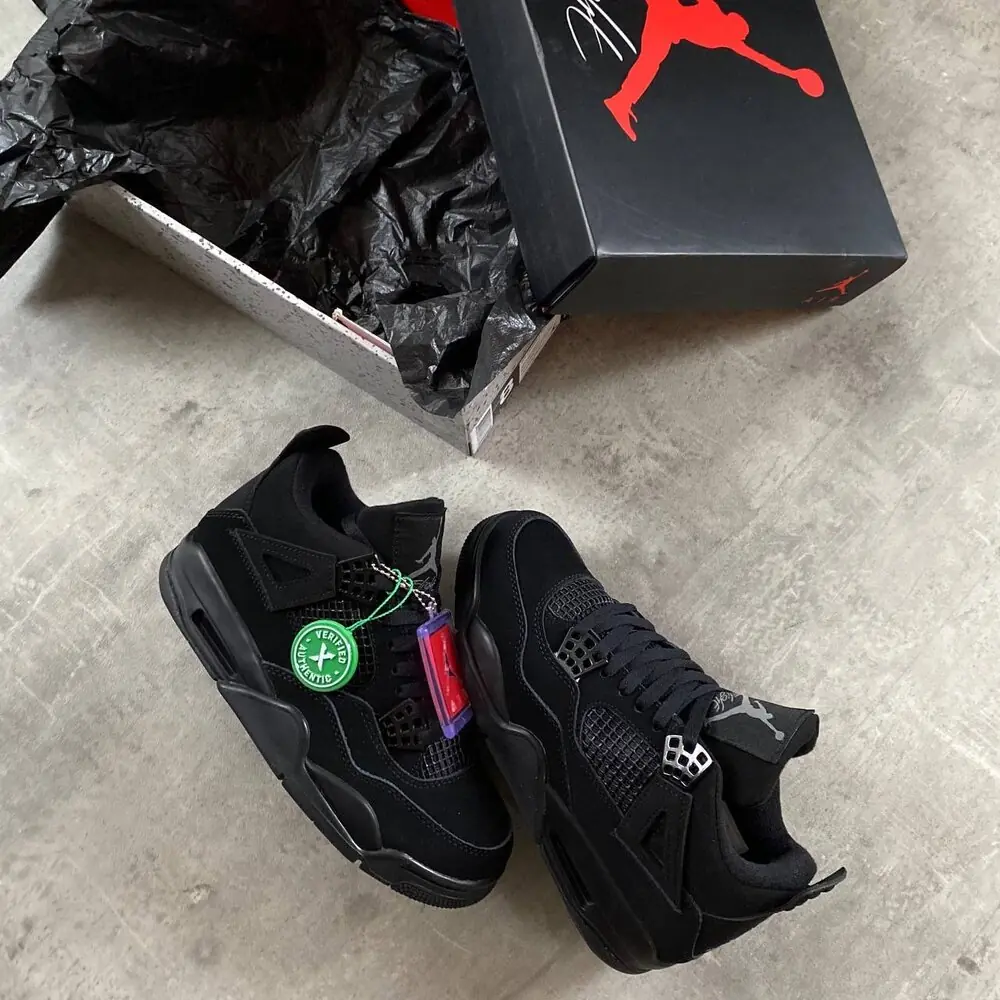 Nike Jordan 4 Retro Black Cat