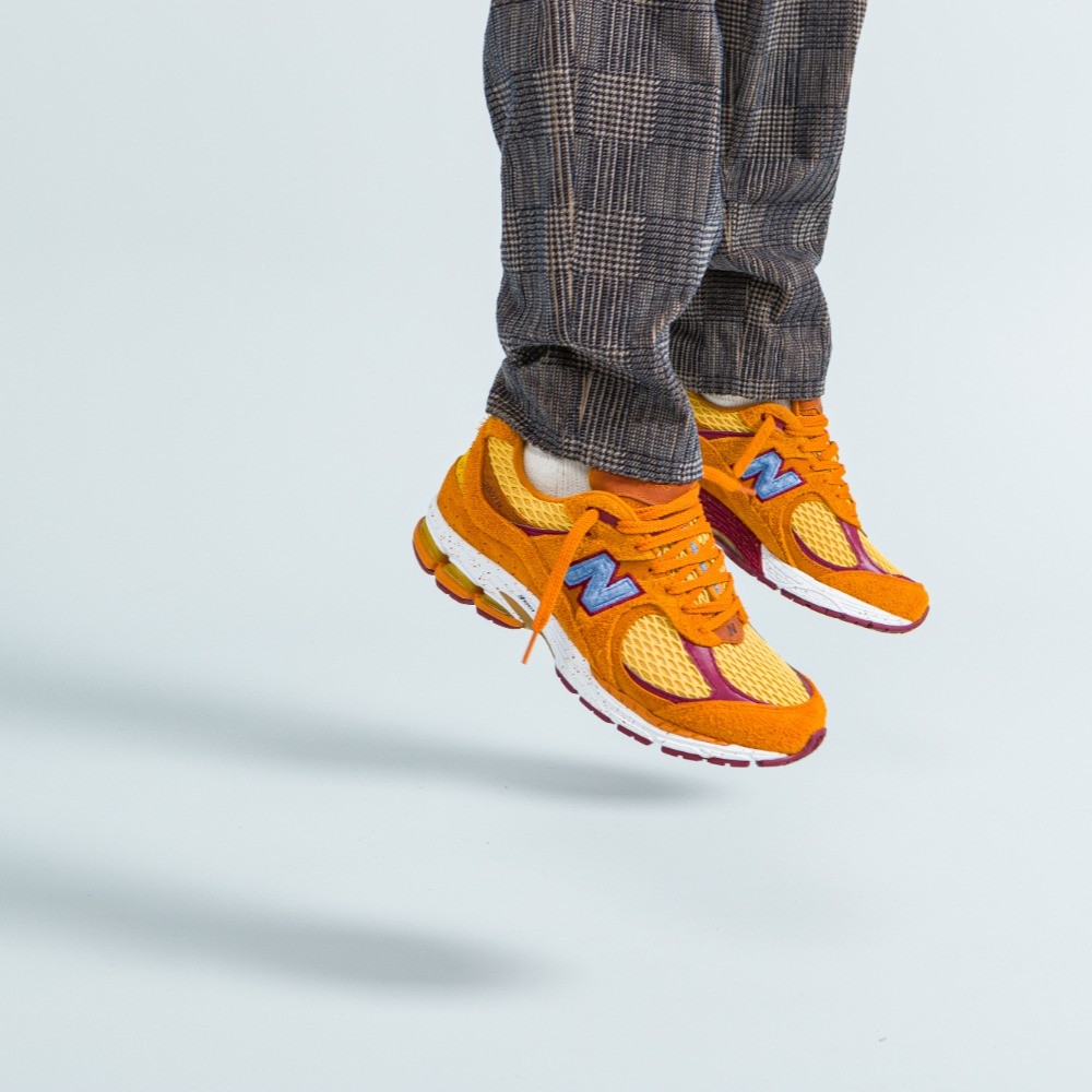 NEW BALANCE 2002R SALEHE BEMBURY PEACE BE THE JOURN - AY01NBU0195