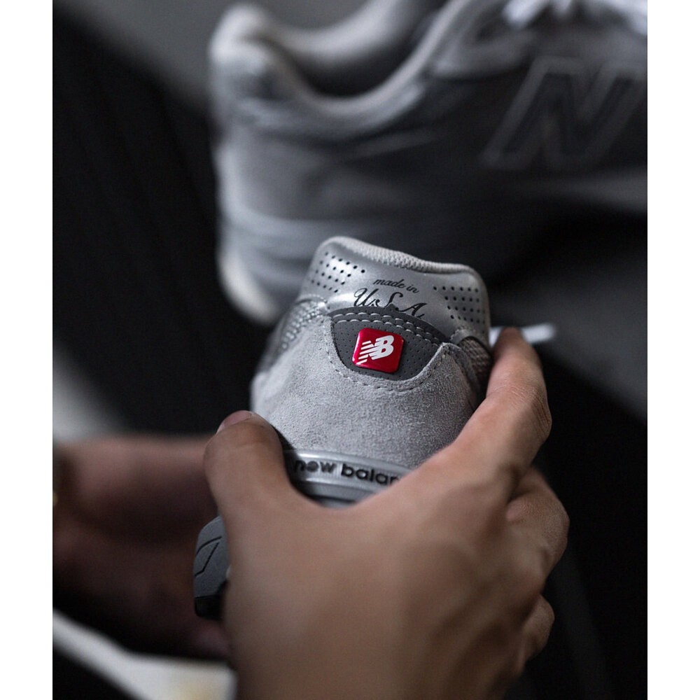 New Balance 990 v3 Grey