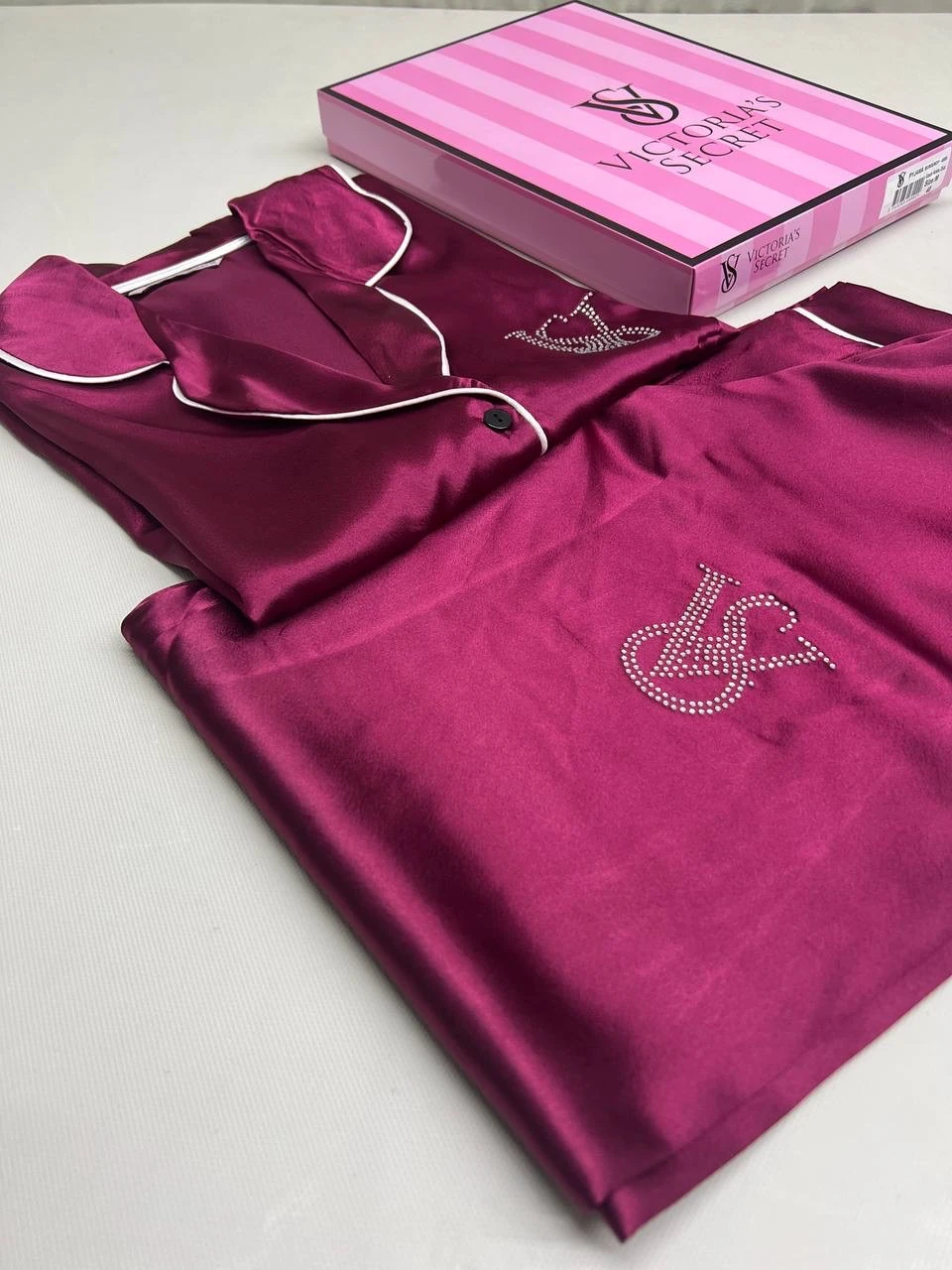 Victoria Secret’s Pijama Takımı Mürdüm görsel 2