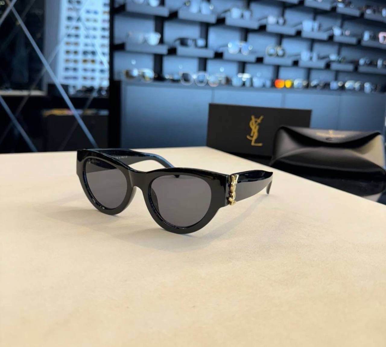 YSL Güneş Gözlüğü