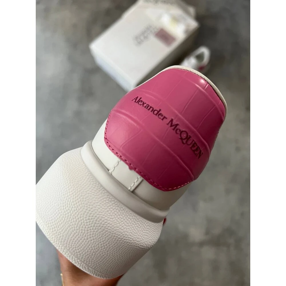 Alexander McQueen Pink görsel 2
