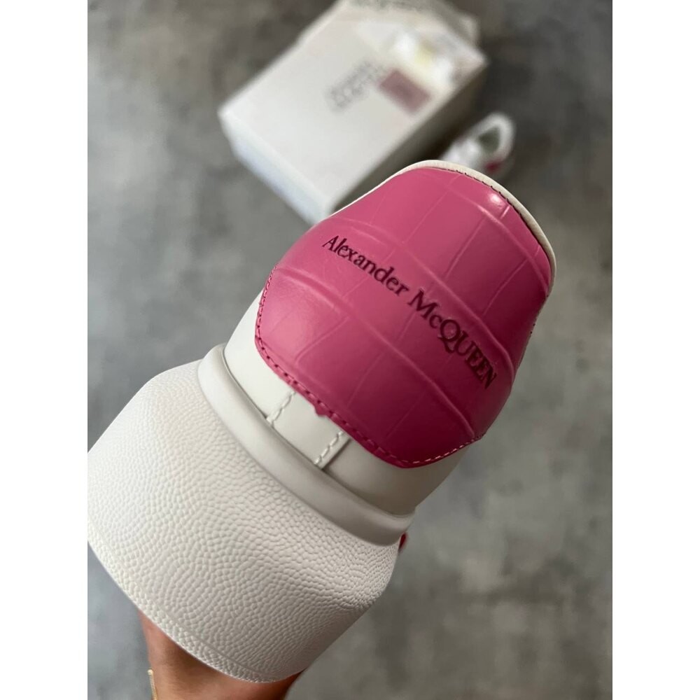 Alexander McQueen Pink