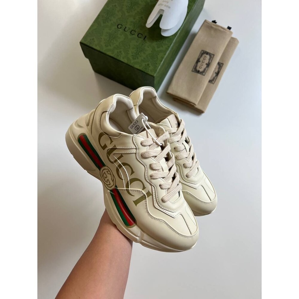 Gucci Beige