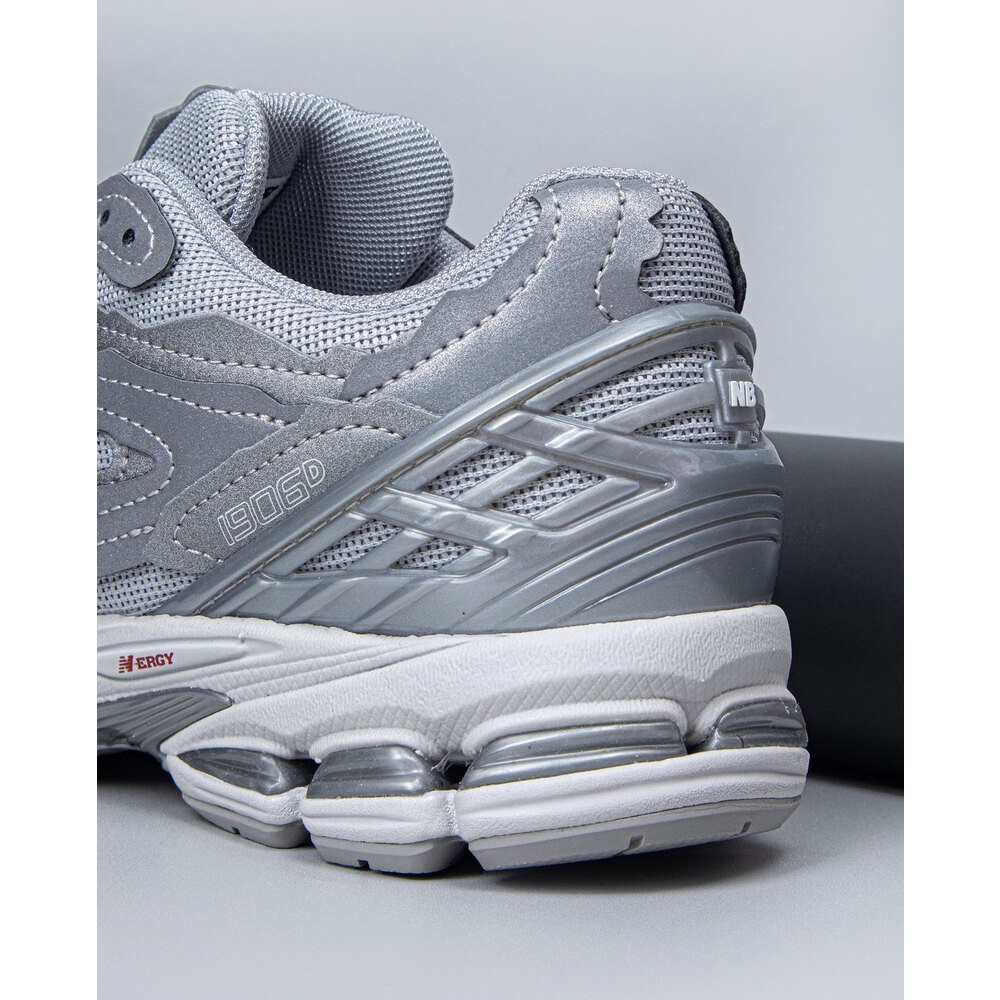 New Balance 1906D “Protection Pack - Silver Metallic”