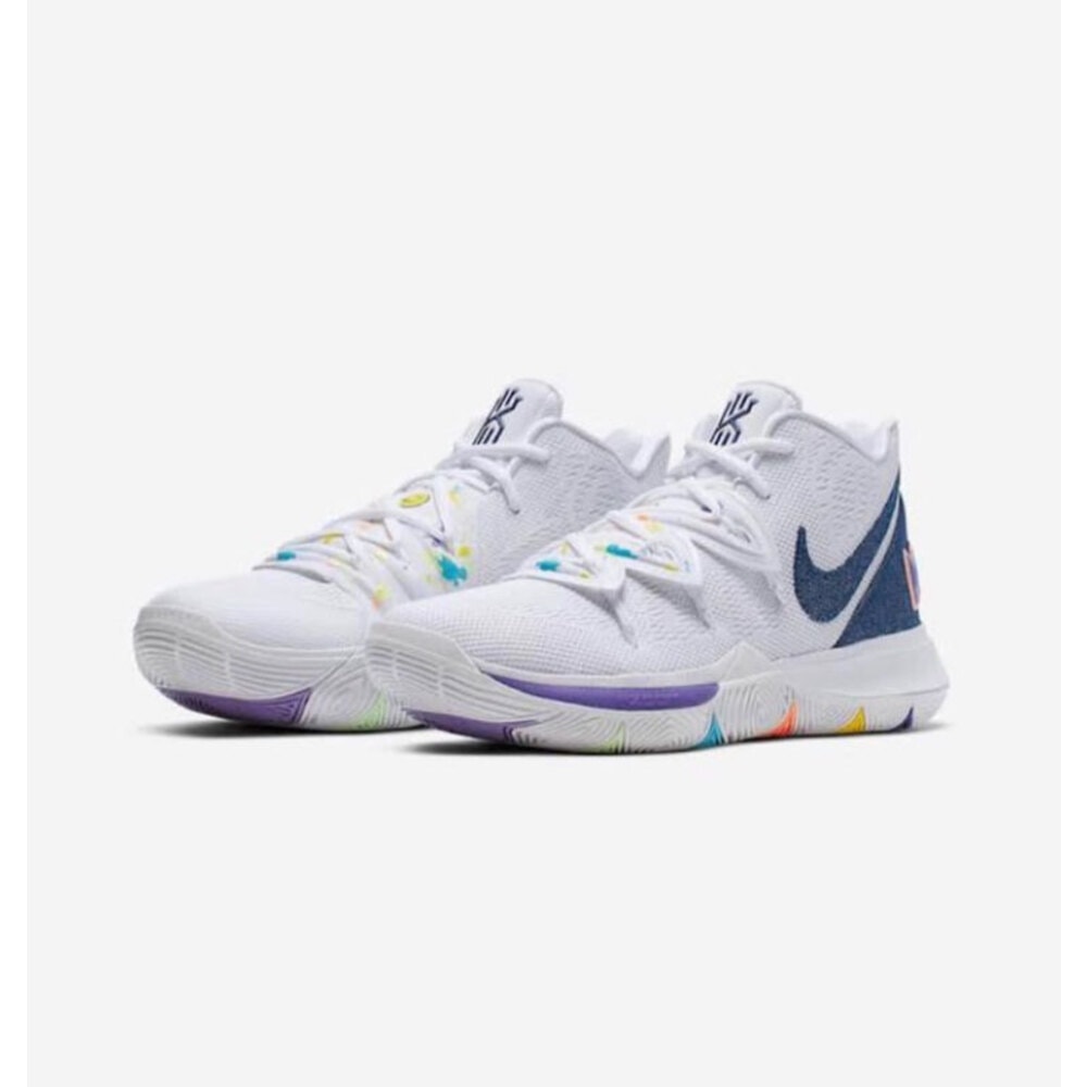 Nike Beyaz kyrie 5