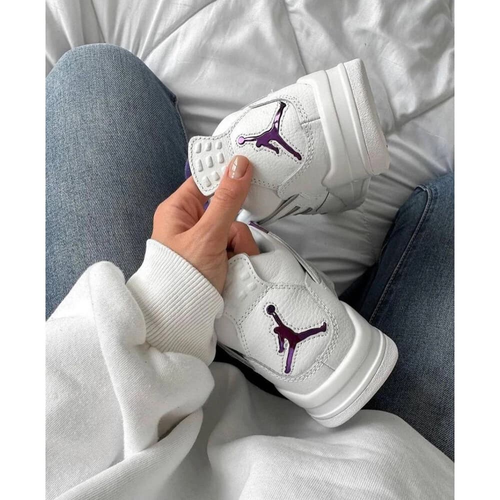 Jordan 4 Retro Metallic Purple görsel 5