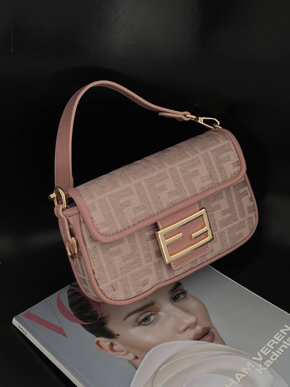 Fendi Bagıette Mini Bag
