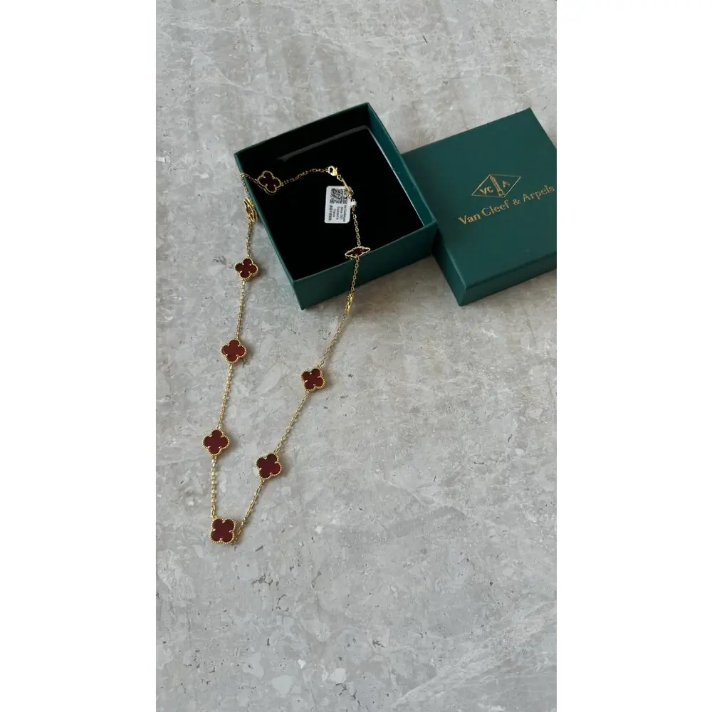 Van Cleef Bordo Kolye