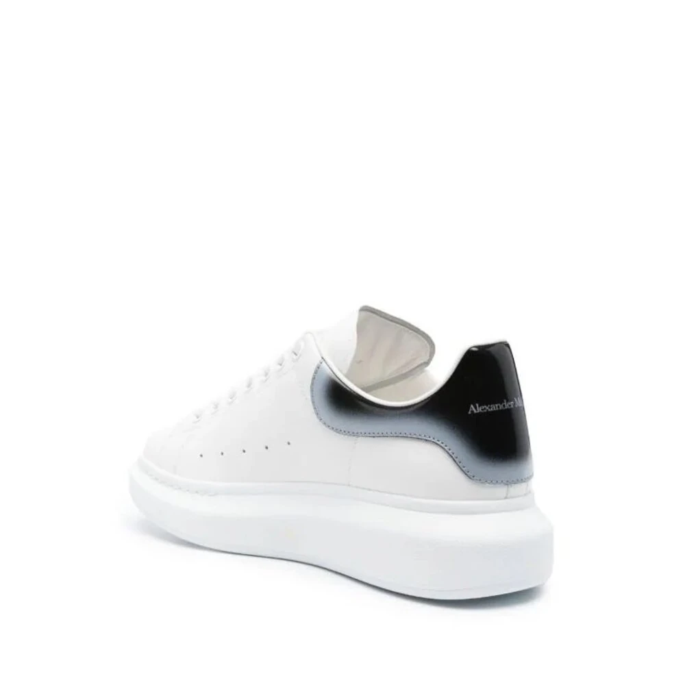 Alexander McQueen  . White görsel 2
