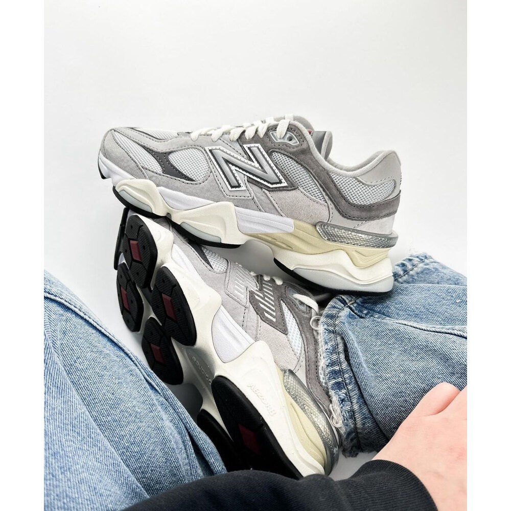 New balance U 9060 Grey Rain