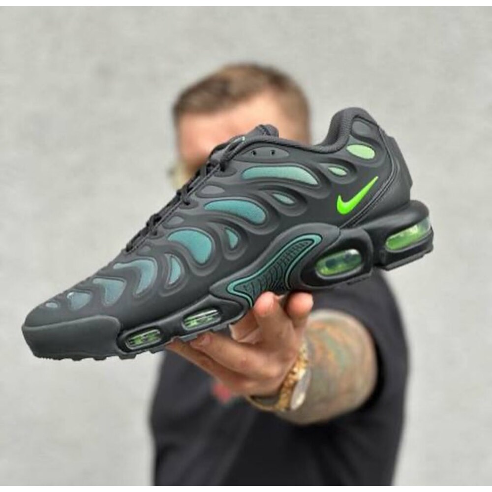 Nike Air Max TN plus Drift Black