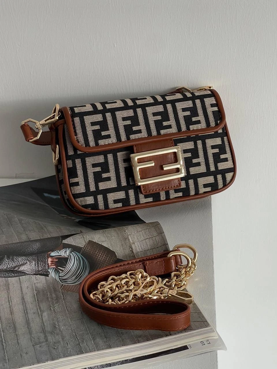 Fendi Bagıette Mini Bag görsel 5