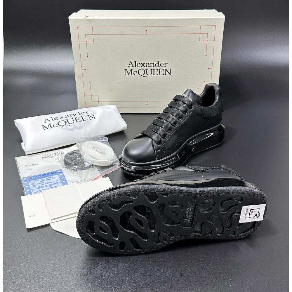 Alexander McQueen Black Taban görsel 2
