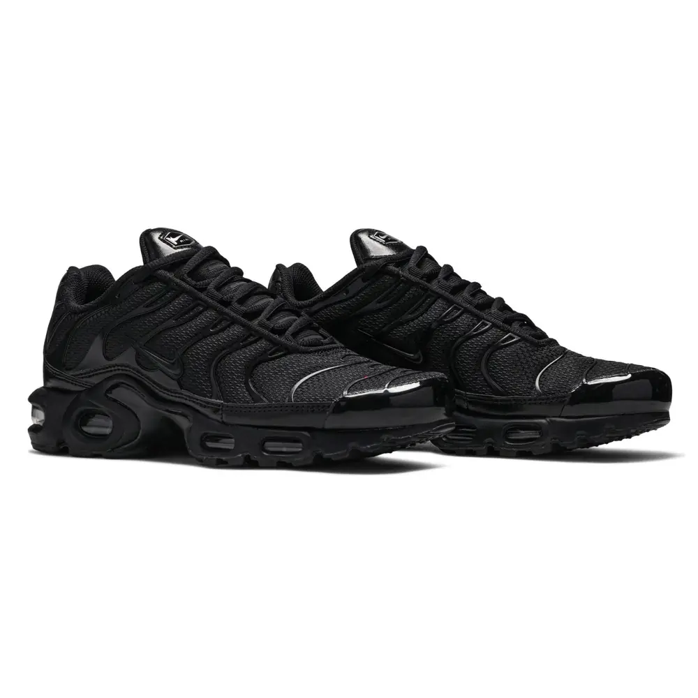 Nike Air Max Plus Triple Black görsel 3