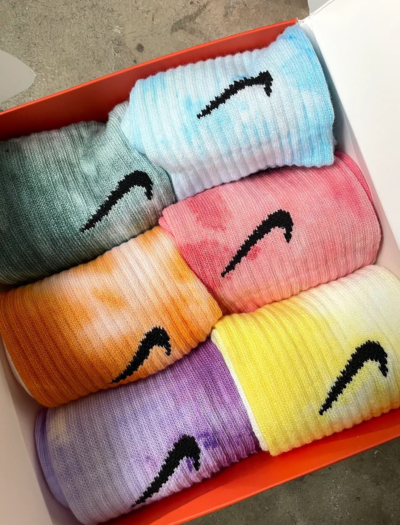 Nike 6'li Özel Kutusunda Desenli Karışık Renkli Unisex Çorap