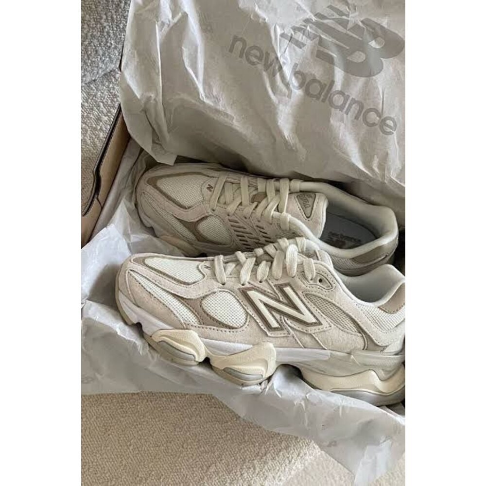New Balance 1906R Sea Salt Brown