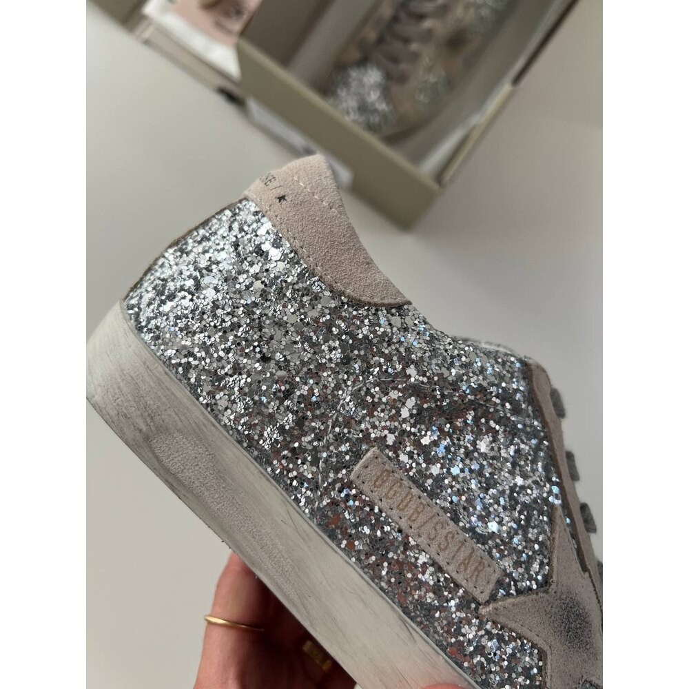Golden Goose Sim