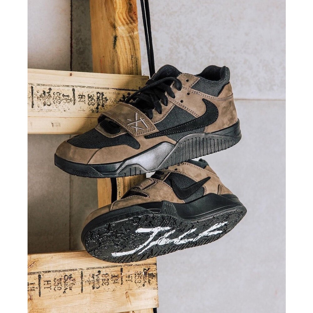 Jordan Brand x Travis Scott Jumpman Jack "Dark Mocha"