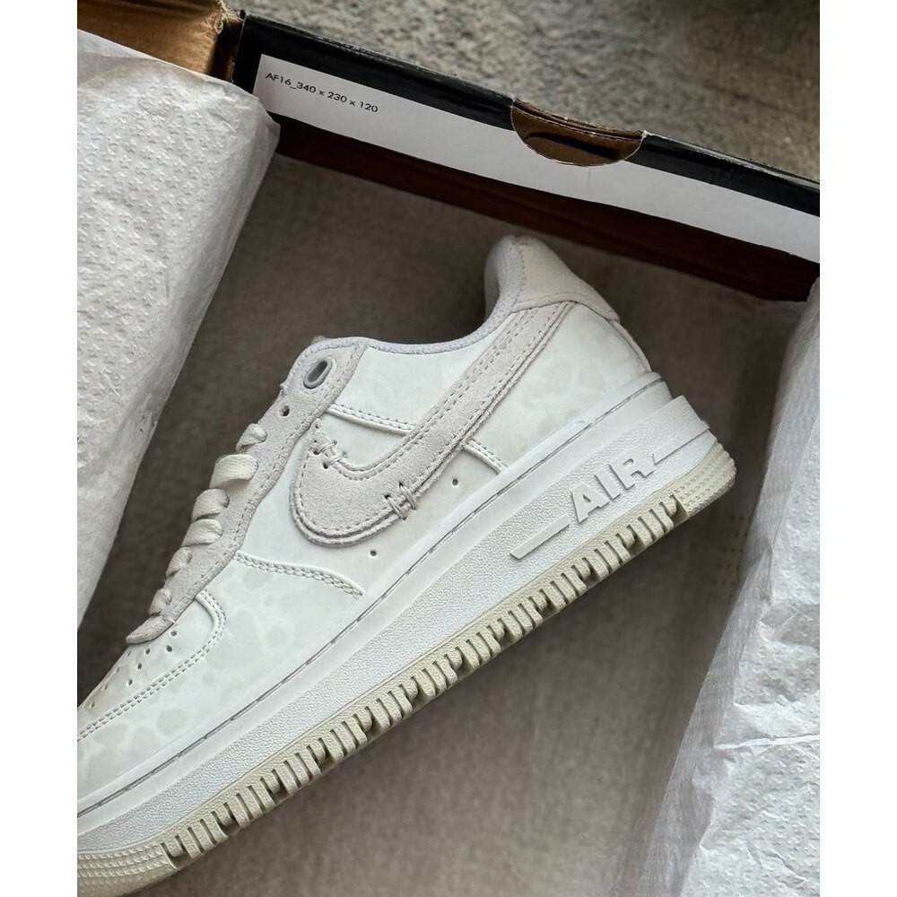 Nike Air Force 1 “ Luxe Co Unisex Sneaker “
