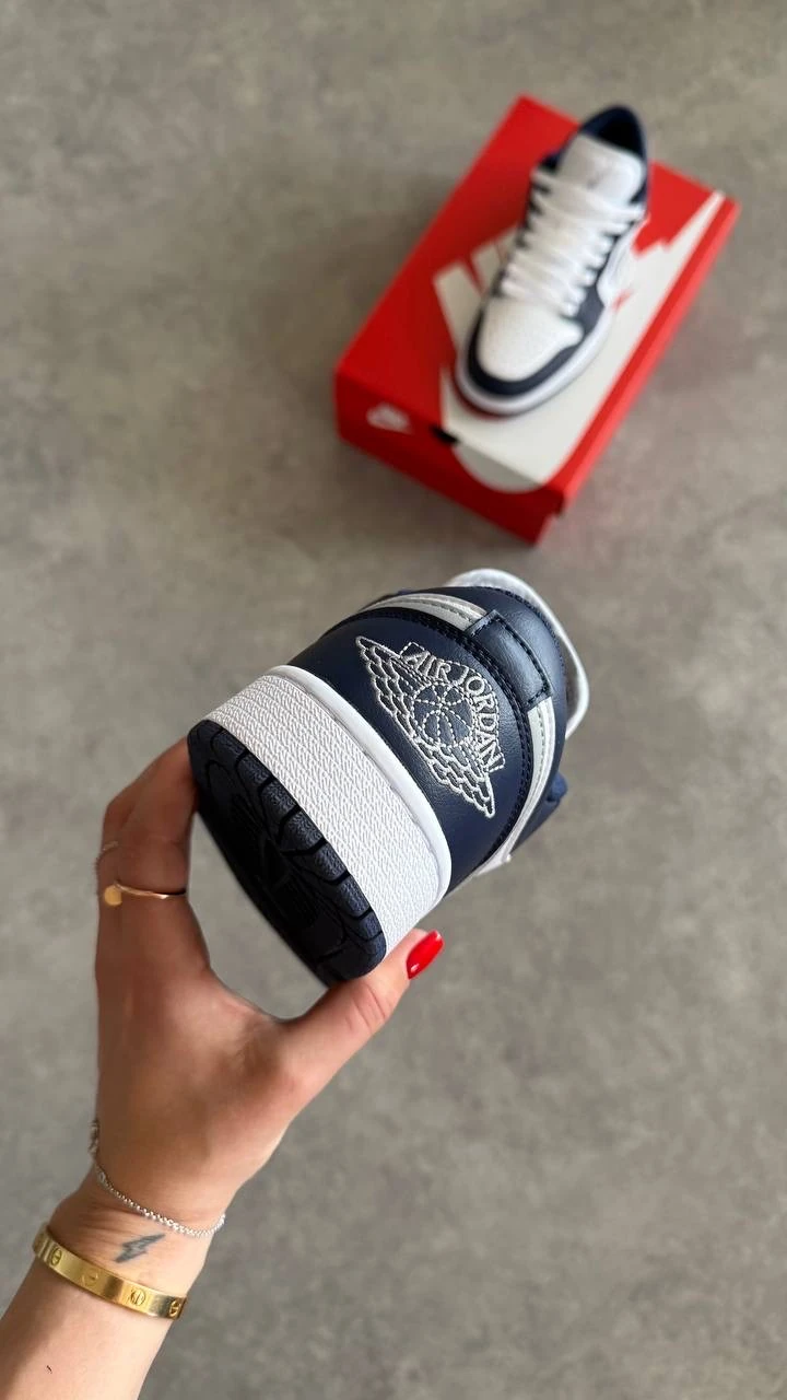 Nike Air Jordan low Mid Night