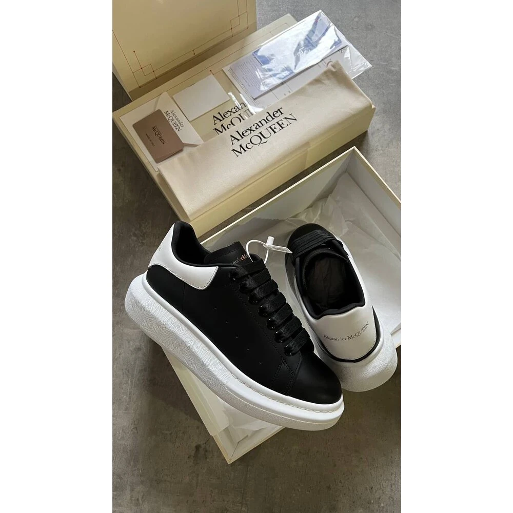 McQueen Siyah Beyaz Erkek