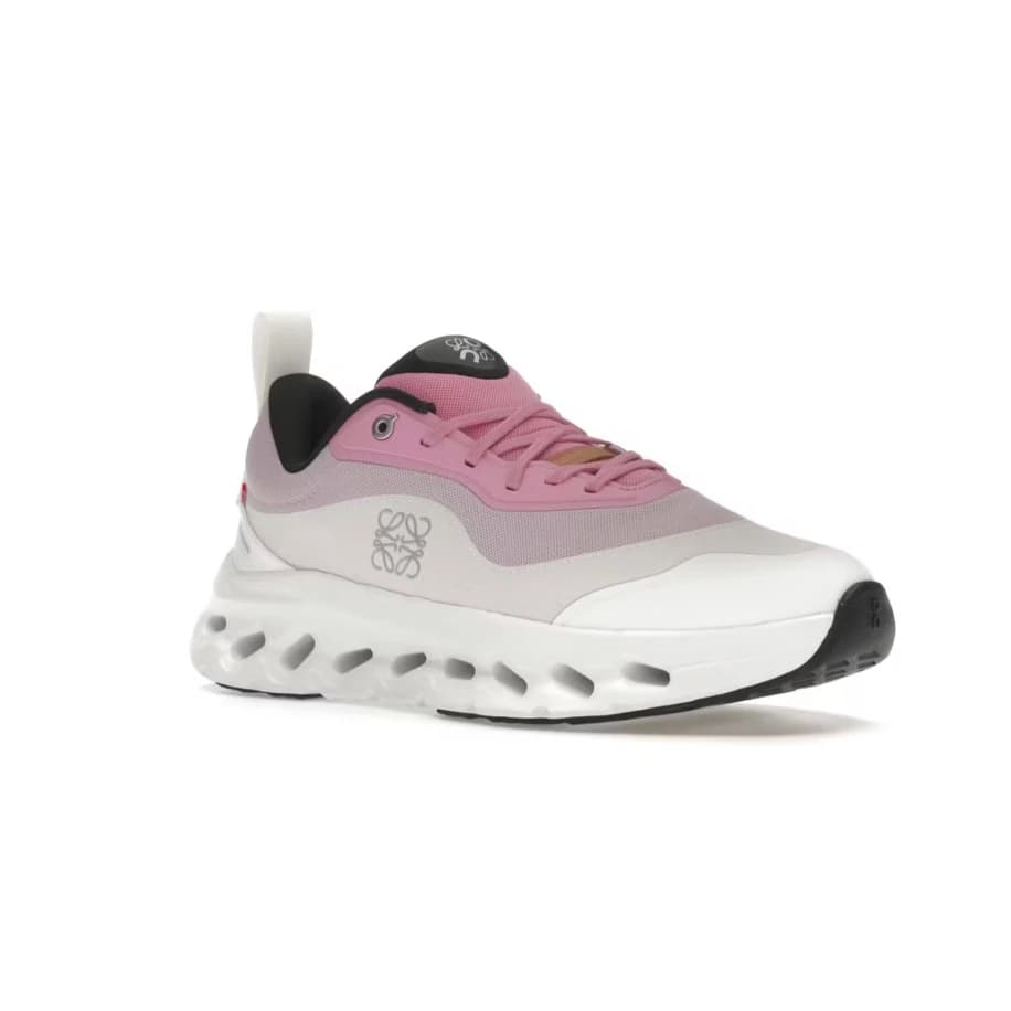 On Running Cloudtilt 2 LOEWE Pink White görsel 3