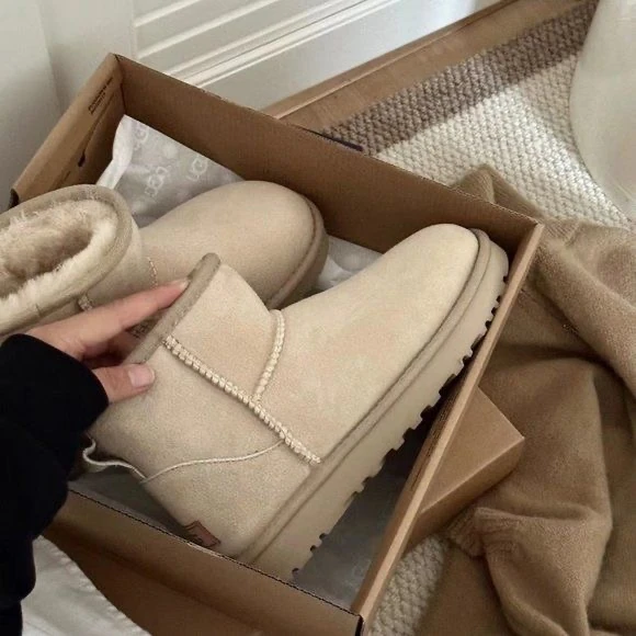 Ugg Krem Mini