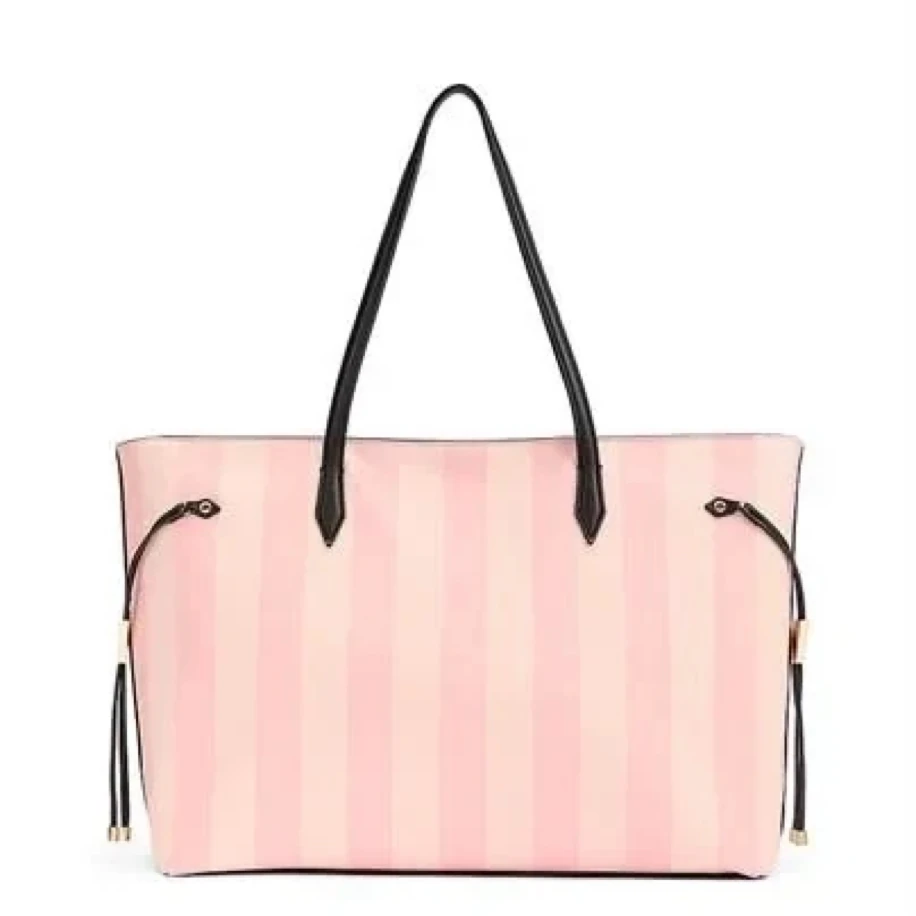 Victoria Secret Travel Bag görsel 2