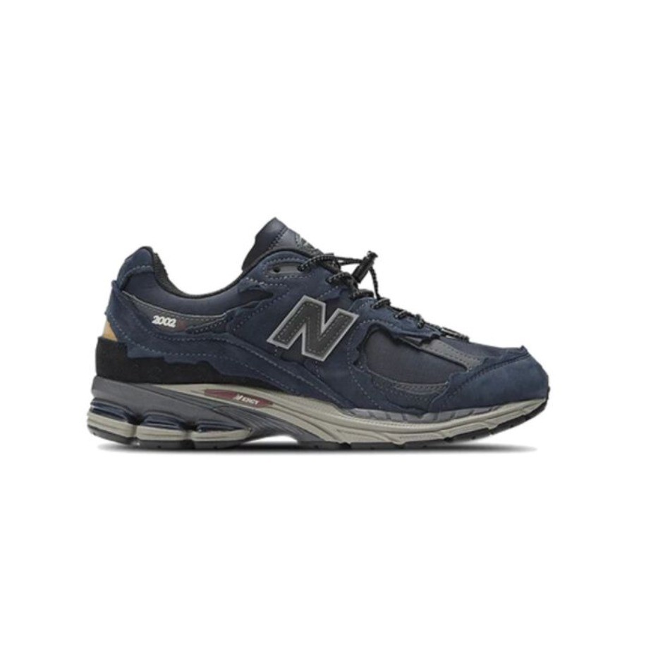 NEW BALANCE 2002R NAVY BLUE
