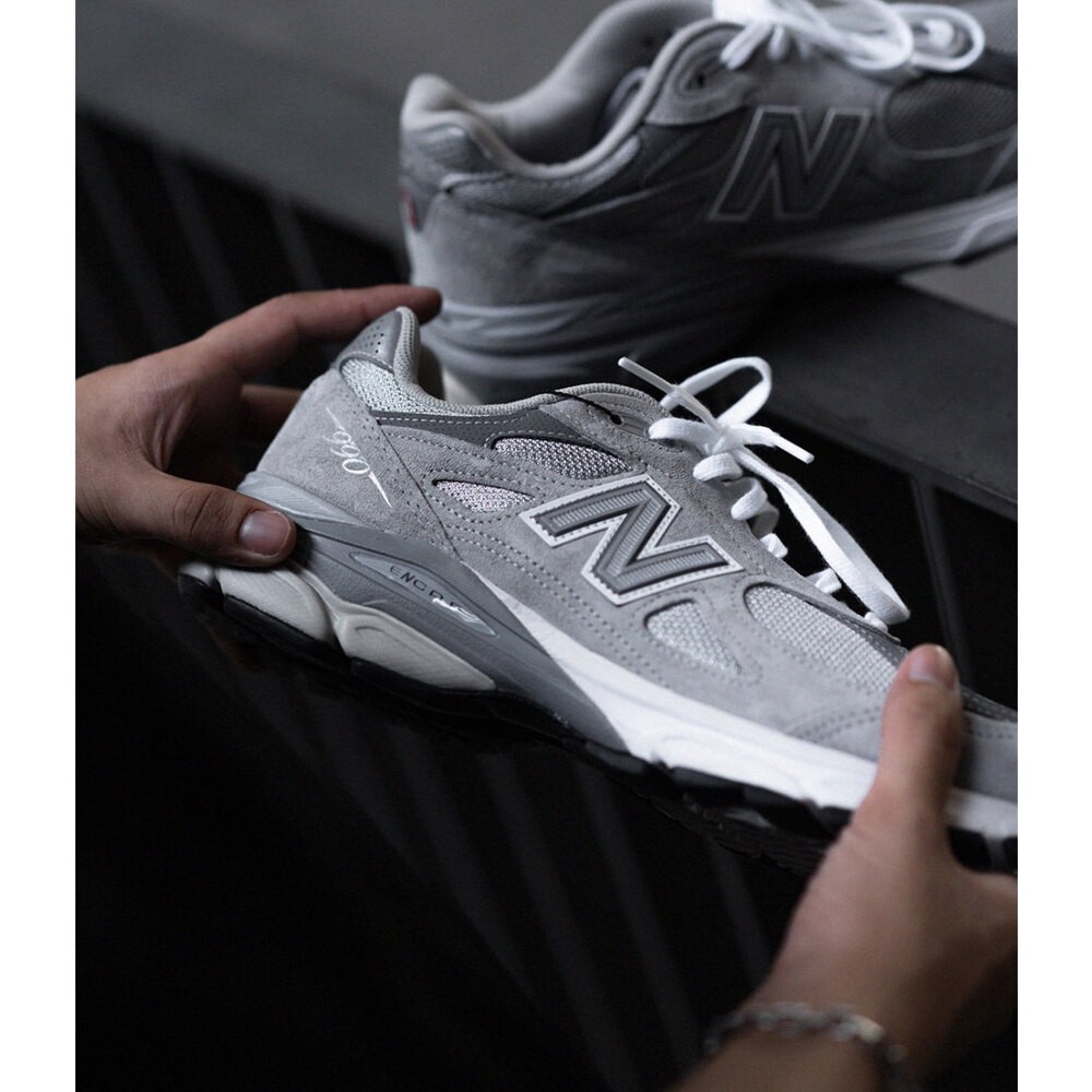New Balance 990 v3 Grey