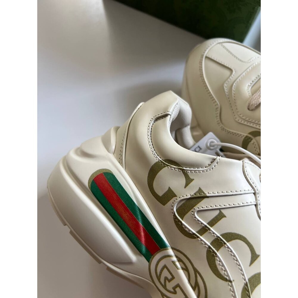 Gucci Beige 2023