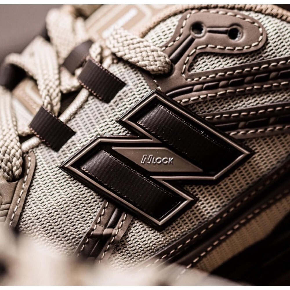 New Balance 1906RHD Brown