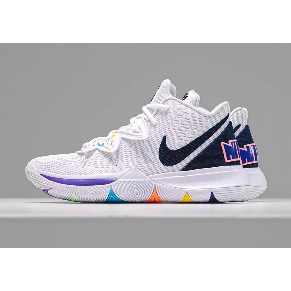 Nike Kyrie 5 EP “Have A Nike Day”