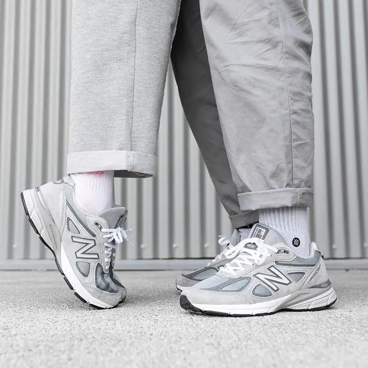New Balance 990 V5 GREY