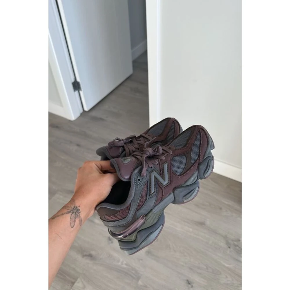 New balance U 9060 Truffle Rich Bordo
