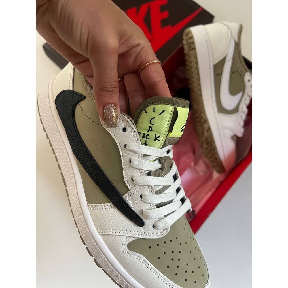 Air Jordan 1 Low x Travis Scott Golf