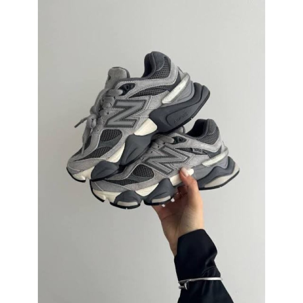 New Balance 9060 Voices Grey