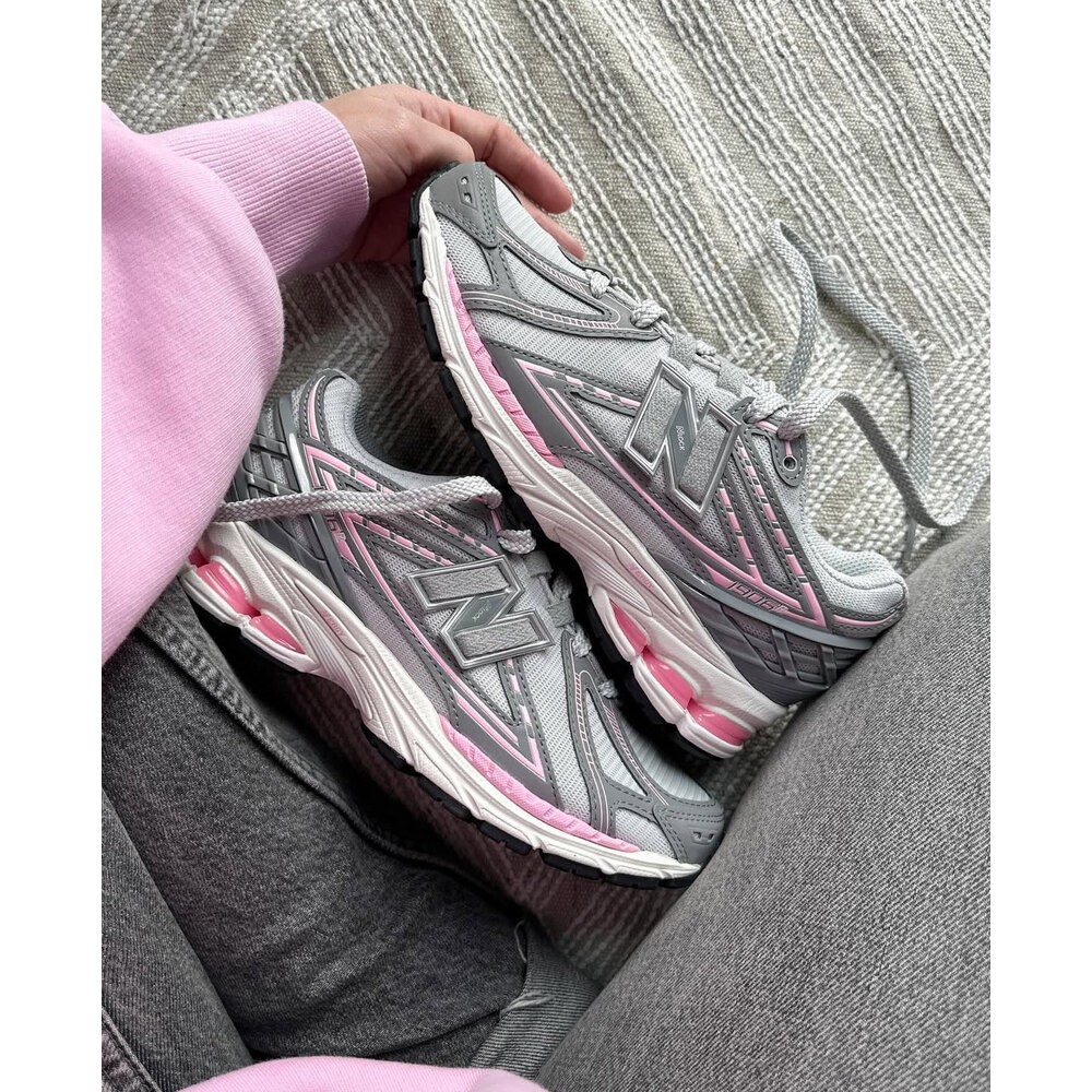 New balance 1906 Pink