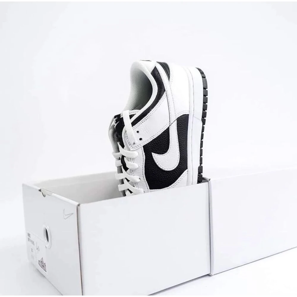 Nike SB Dunk Low Reverse “ Panda “ görsel 2
