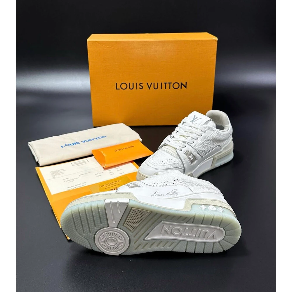 Louis Vuitton White 54 görsel 2