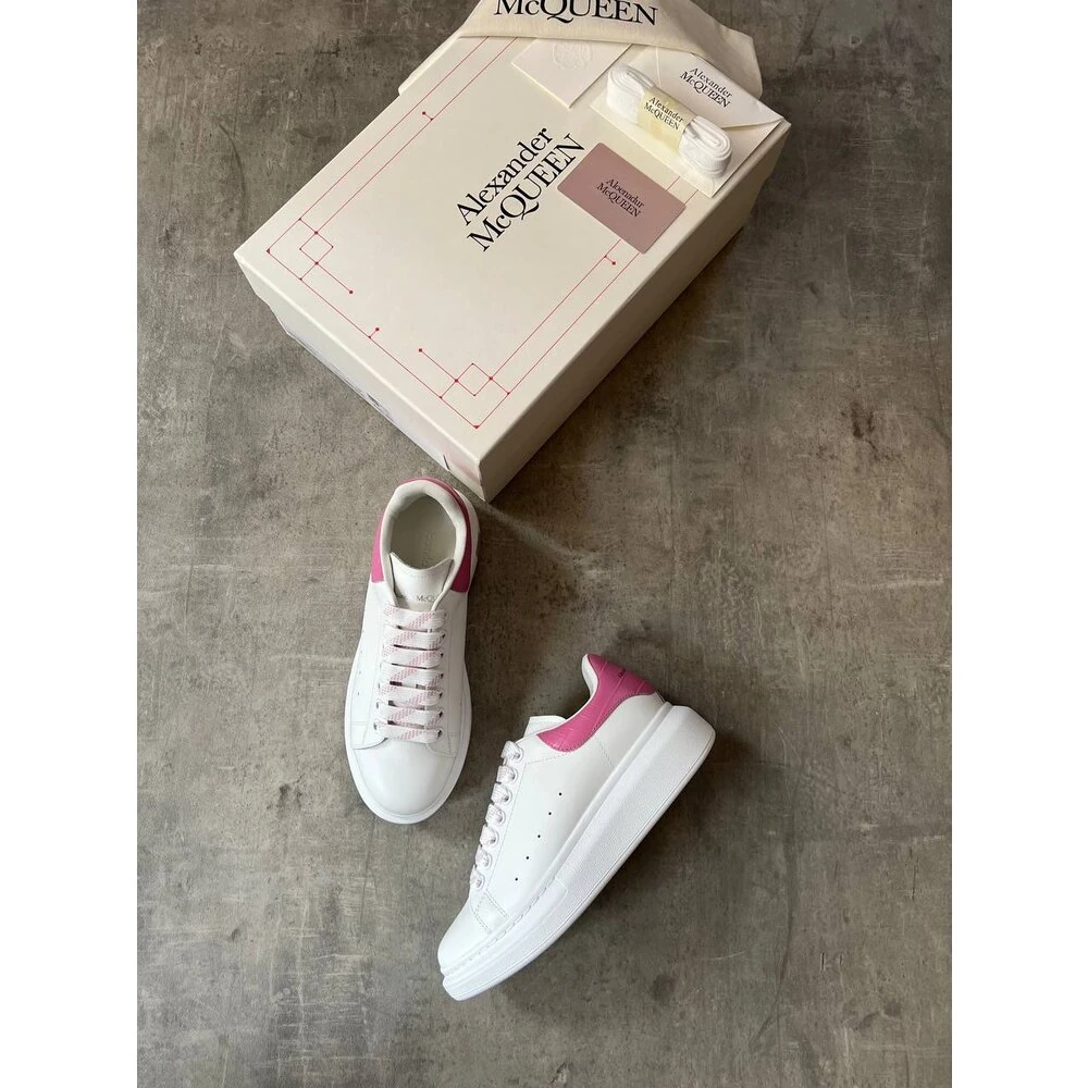 Alexander McQueen Pink görsel 3