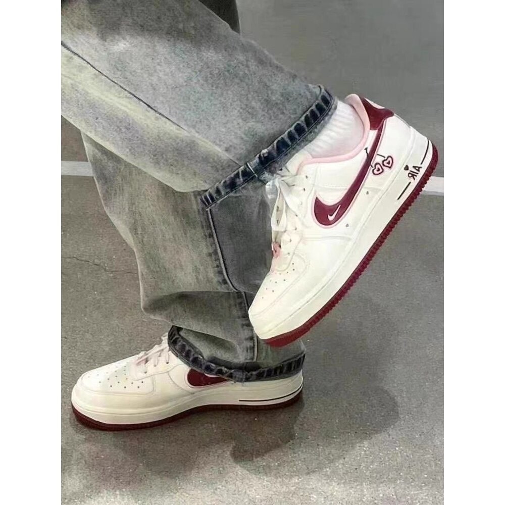 Nike Airforce Low “ Valentines Day ''